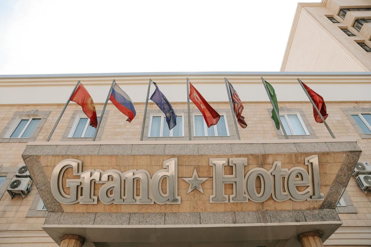 Grand Hotel Bischkek Exterior foto